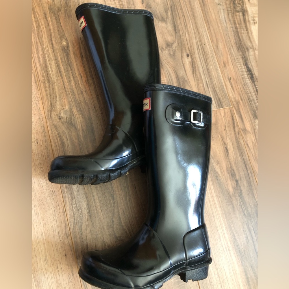 Hunter children’s black unisex tall boots size girls 3/ boys 2